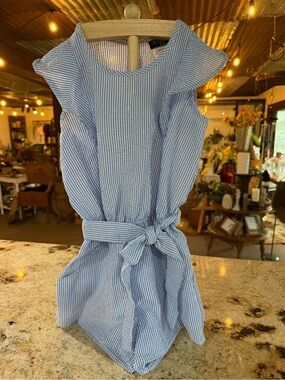 2Hip by girls sz 10 stripe seersucker ruffle romper/tie-front waist/cap sleeve